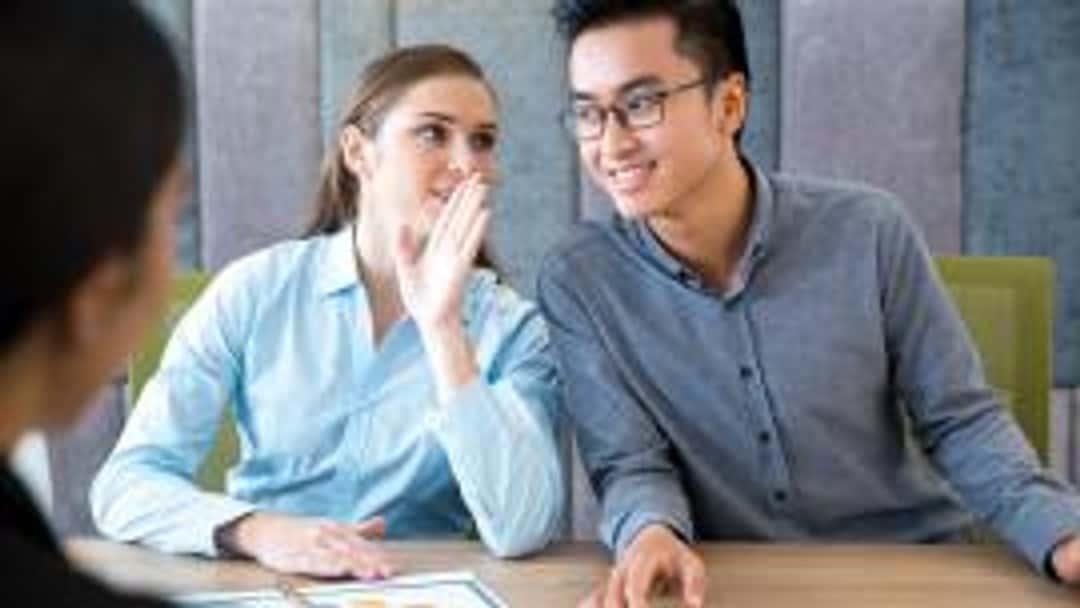 Of curiosity and cats: how to secure clients' loyalty