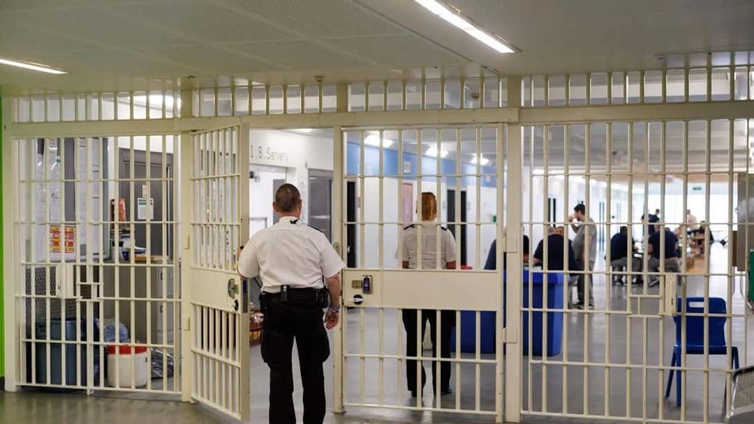 Prison crisis: violence and self-harm