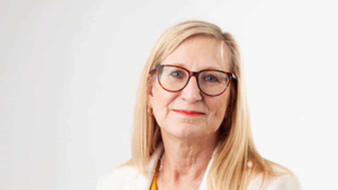 Frances Coulson of Wedlake Bell inducted into Women of Restructuring Hall of Fame