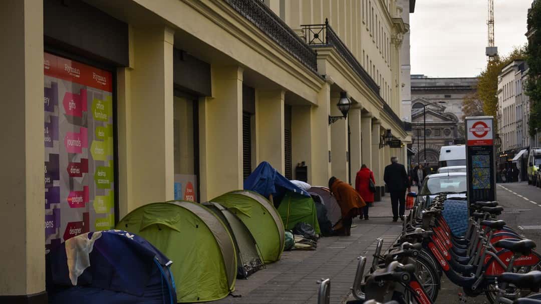 Government introduces amendments to tackle retail crime and nuisance rough sleeping in new bill