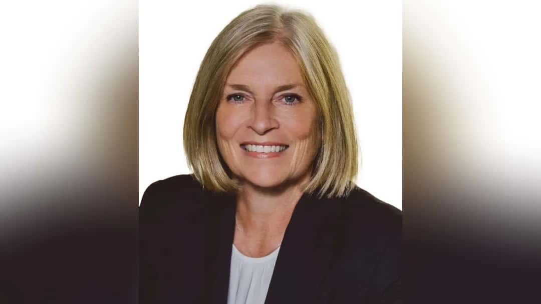 Forsters promotes five new partners