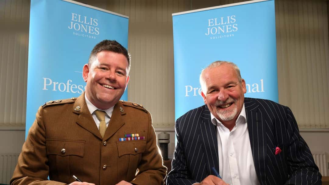 Ellis Jones Awarded Gold for Forces Support