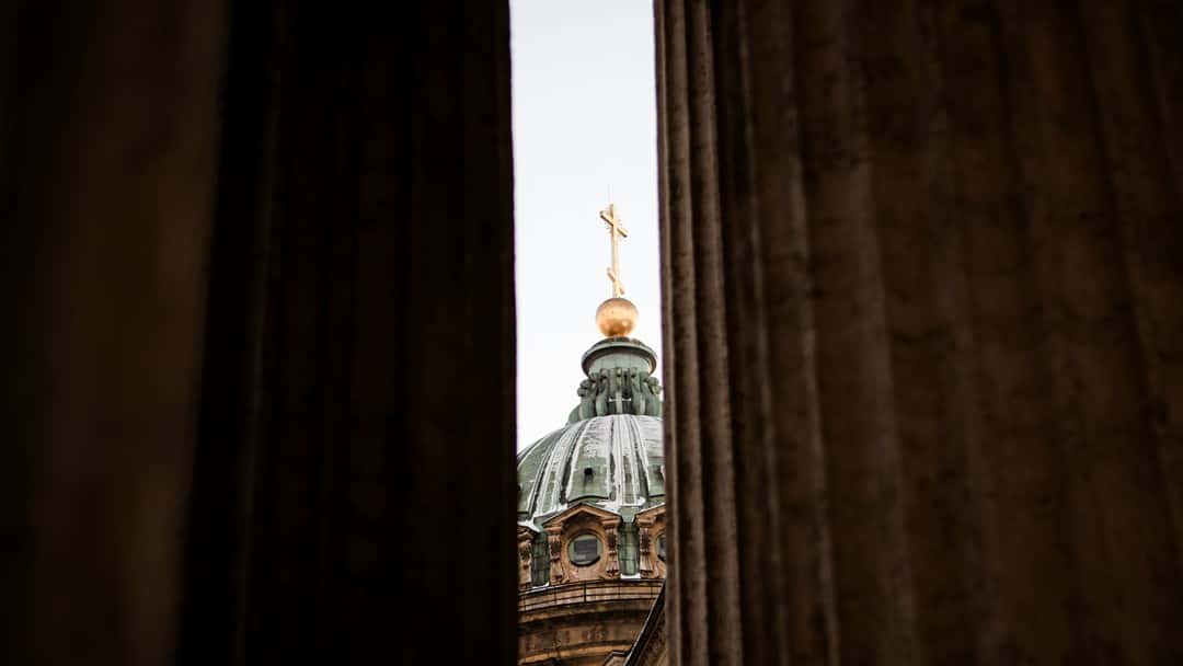 Navigating financial sanctions in English law disputes