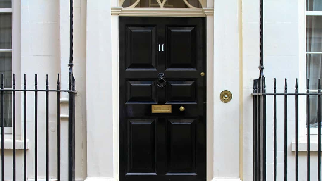 Law Society opposes justice cuts