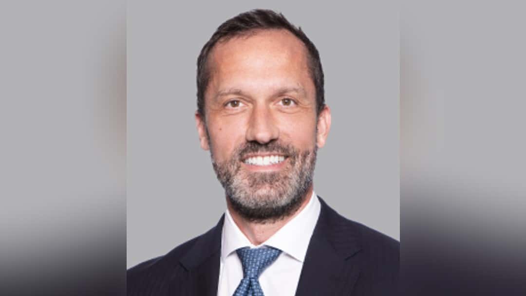 Richard Hanson joins Simpson Thacher's London office