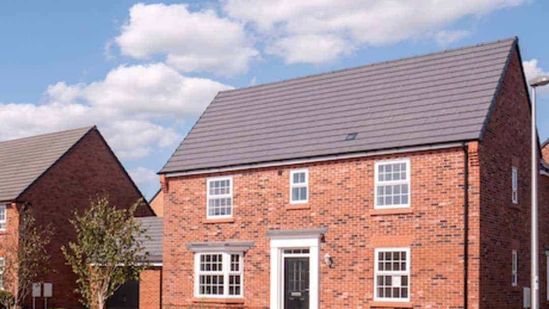 UK house prices show steady rise