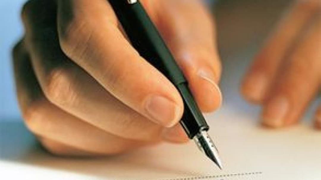 Solicitor launches e-petition to get will writers regulated