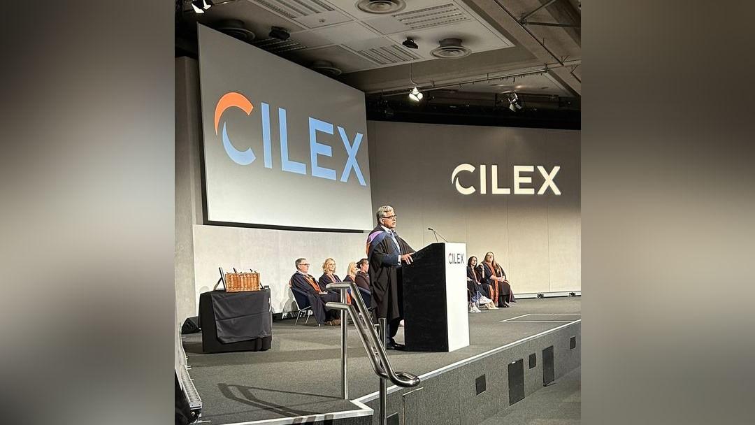 Professor Lord Kakkar made honorary CILEX Companion as 275 members celebrate graduation