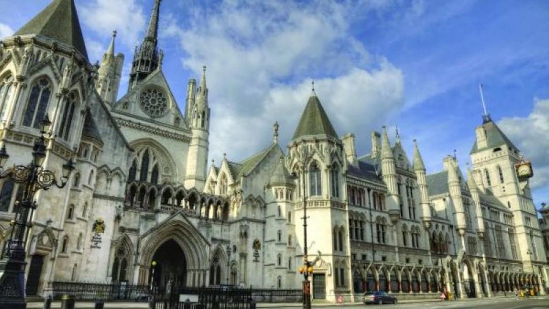 Home secretary must pay solicitor's fees after client 'vanished'