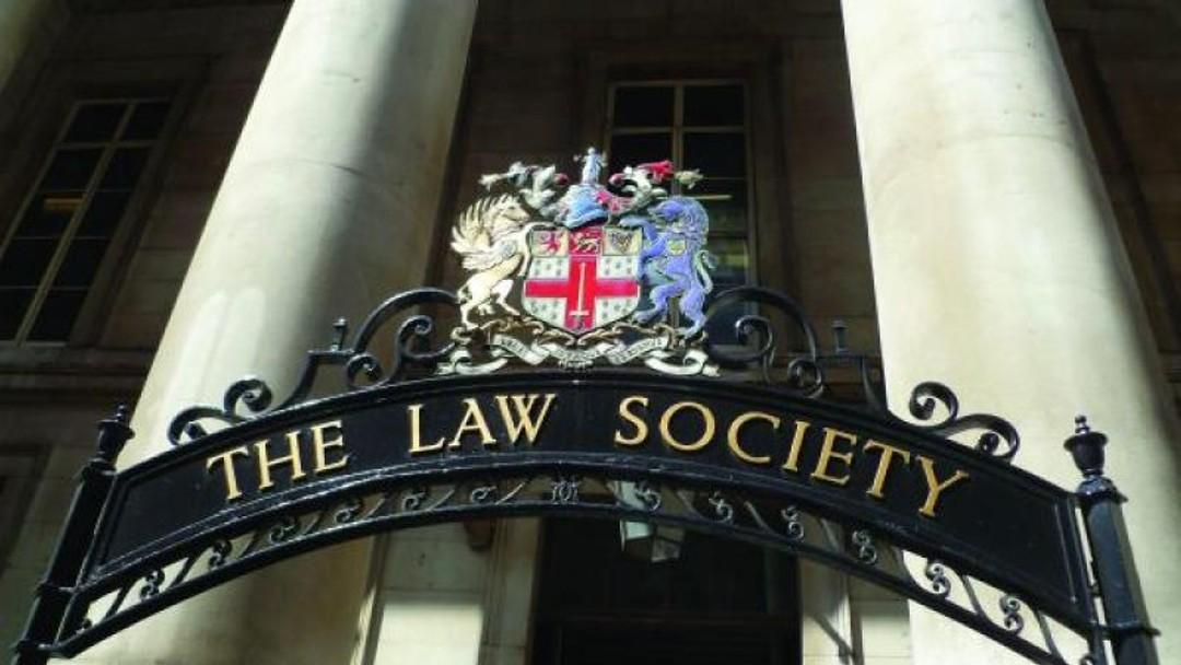 Law Society urges Legal Aid Agency to address procurement process crisis