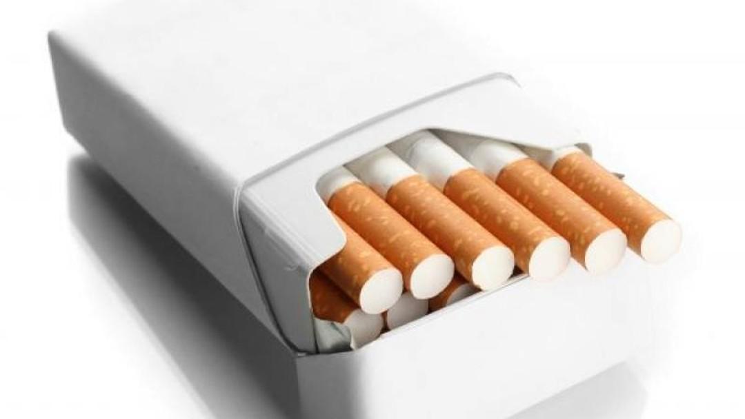 Legal challenges to follow MPs' vote on tobacco plain packaging