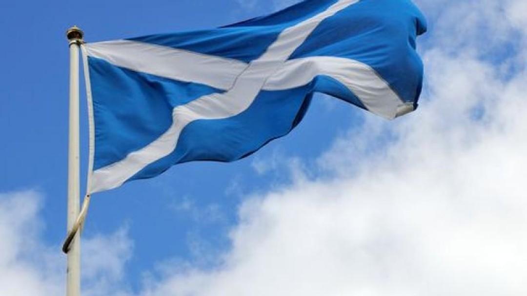 Scottish solicitors vote against separate representation