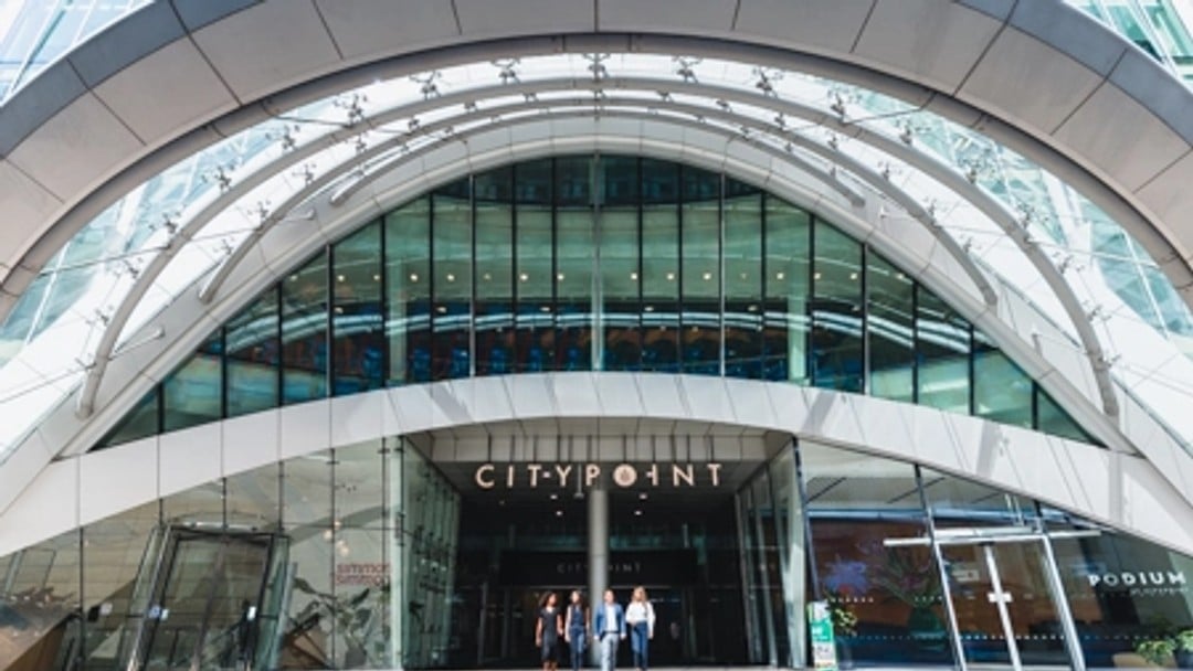 Simmons & Simmons Prioritises Financial Wellbeing in 2025 with Octopus Money Partnership