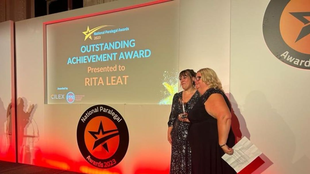 Professional Paralegal Register founder wins outstanding achievement award at National Paralegal Awards 2023