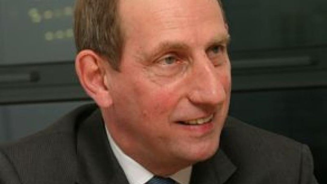 Napier to consider cap on contingency fees