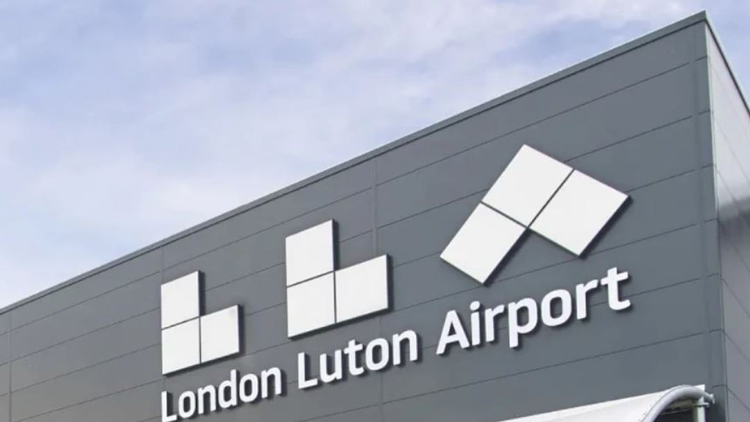 Legal challenge launched against airport expansion