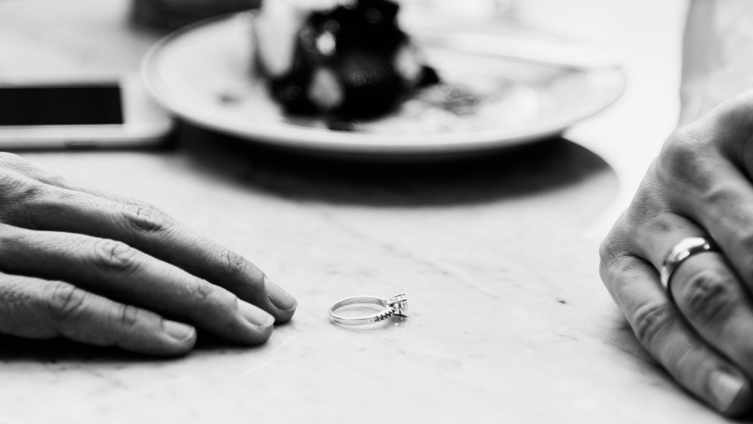 70% surge in divorce searches reflects growing demand for legal support