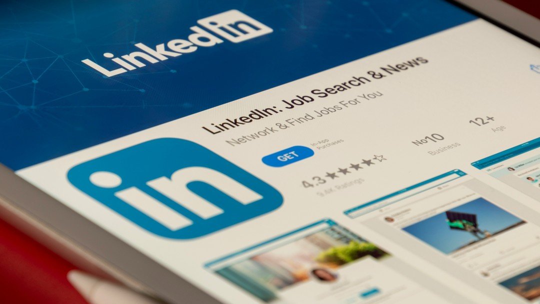 Firm-wide adoption of LinkedIn: managing partners must lead by example