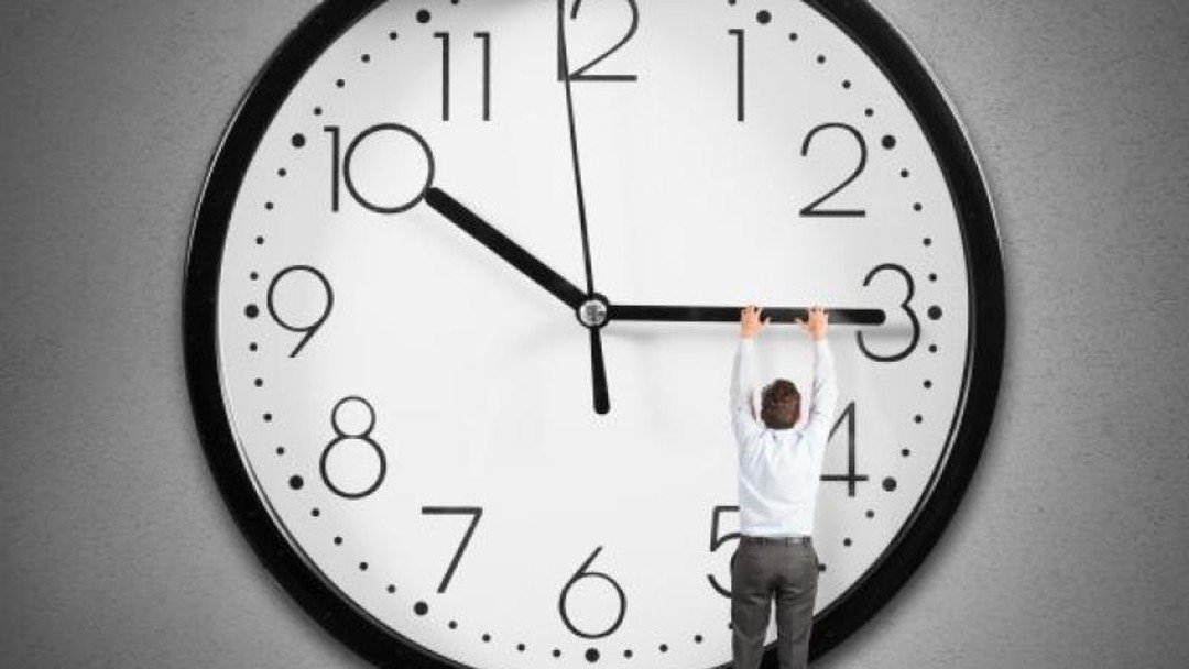 Criminal lawyers top overtime charts