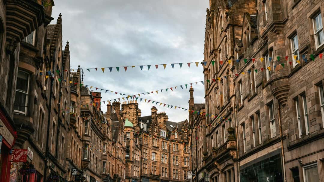 Acquiescence, control and the statutory pledge