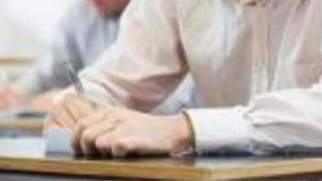 Junior lawyers call for SQE inquiry