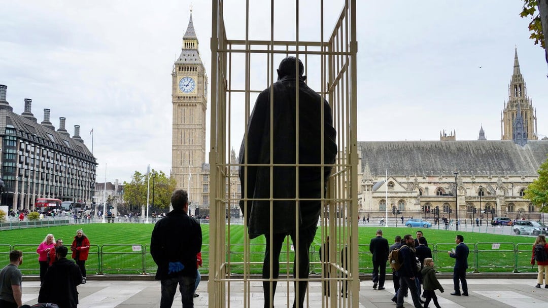 Activists highlight protest crackdown in London