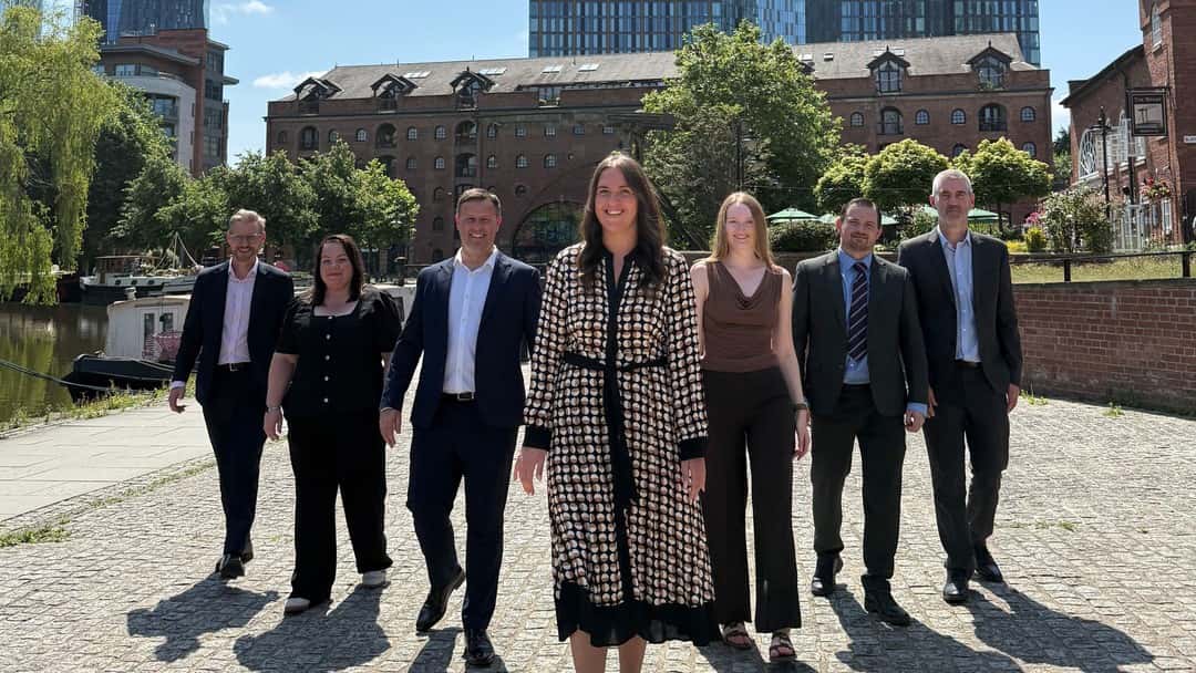 Yorkshire law firm expands to Manchester