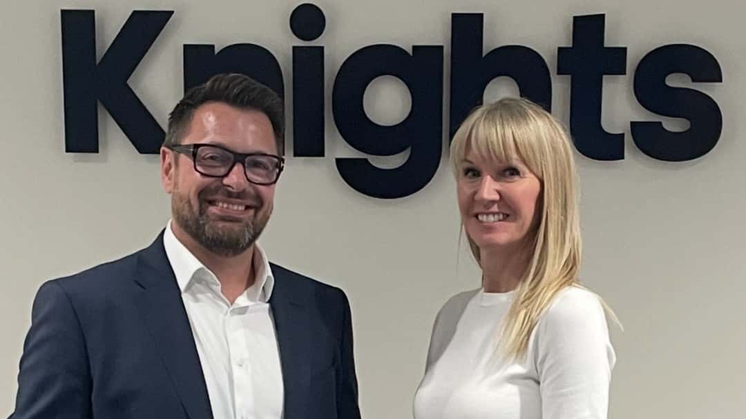 Russell Dowling joins Knights in Leicester