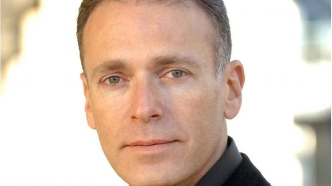 'First legal brokerage' to manage cases for wealthy clients